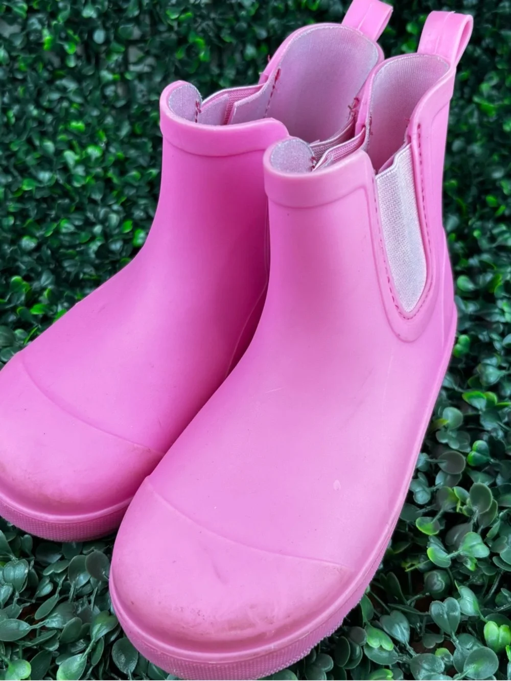BEARPAW PINK CHELSEA- STYLE KIDS RAIN BOOTS SIZE 12